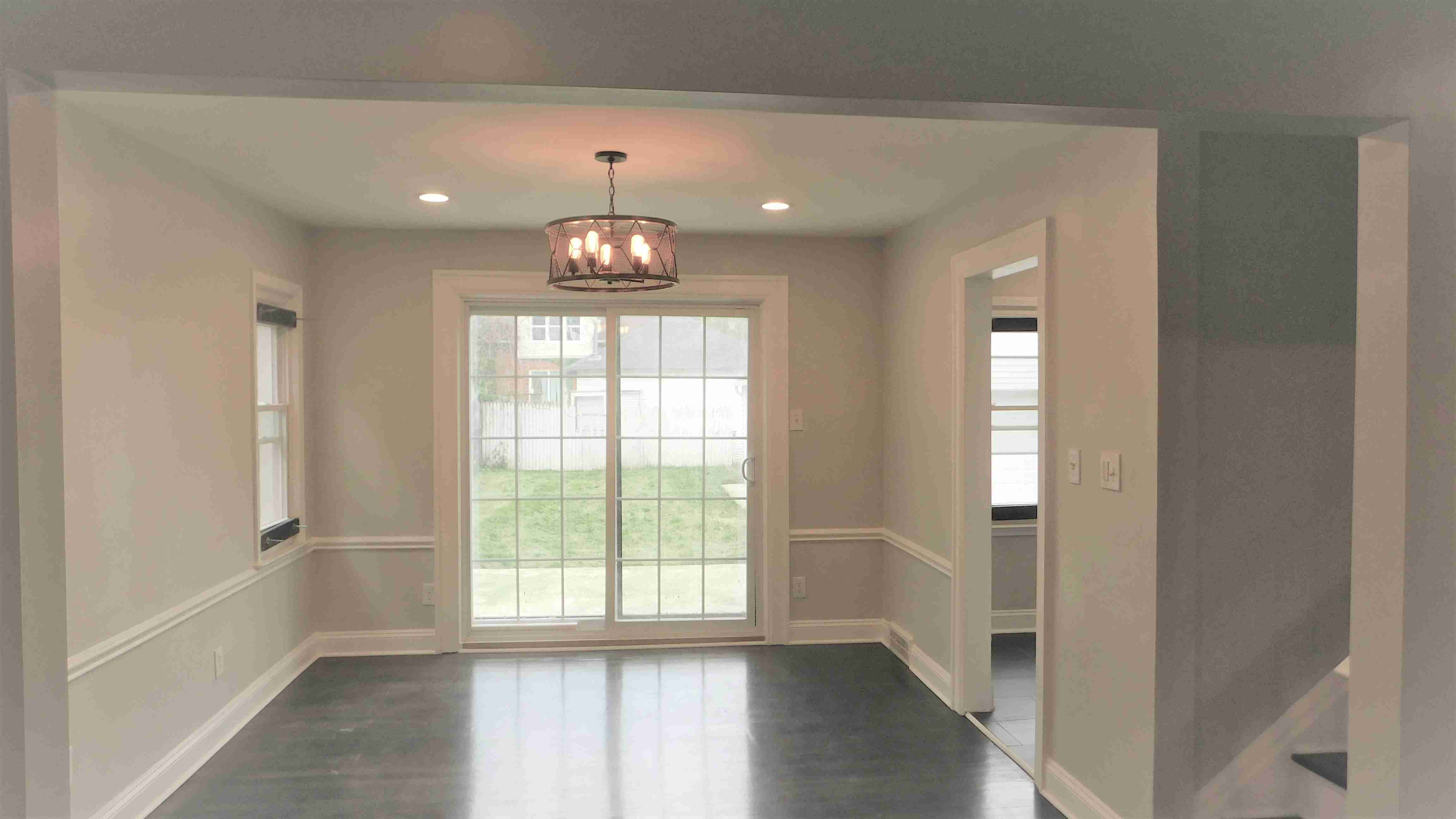 living room pic3.jpg